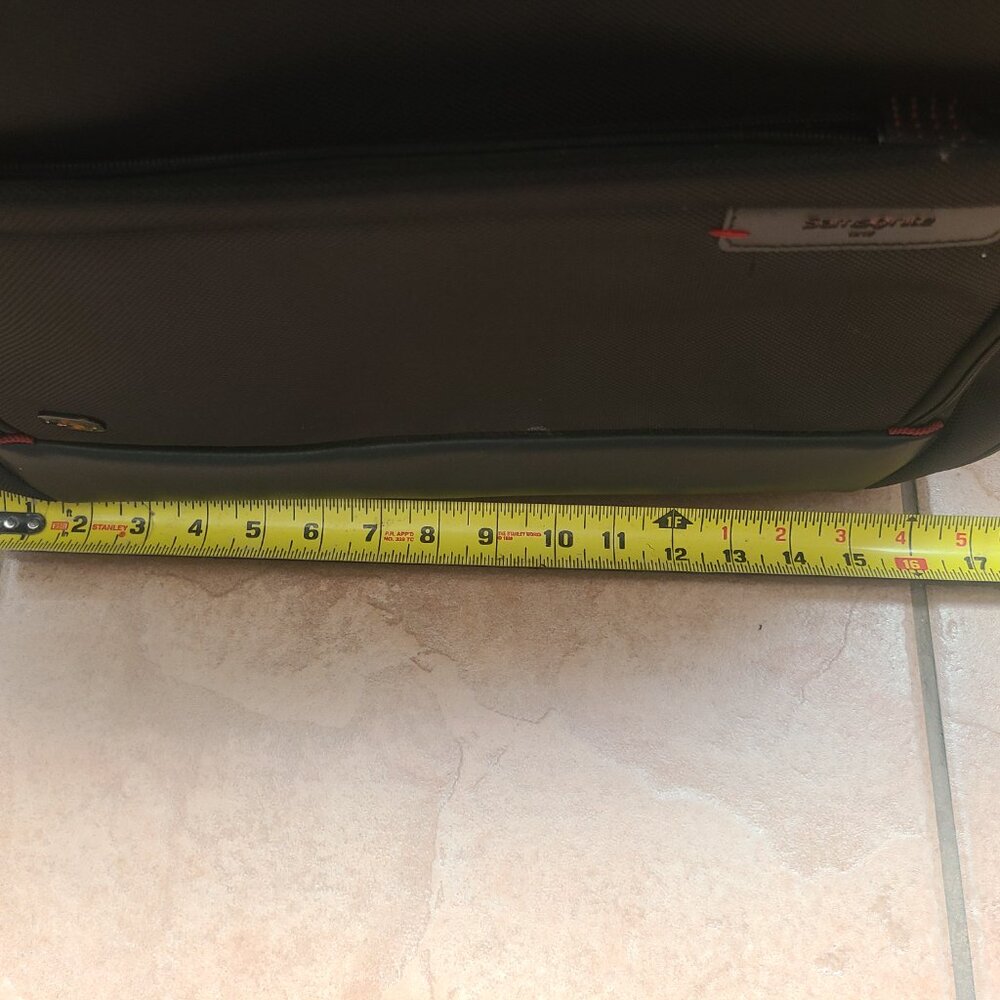 Samsonite Classic Business Laptop Rolling Briefcase - Picture 8 of 10